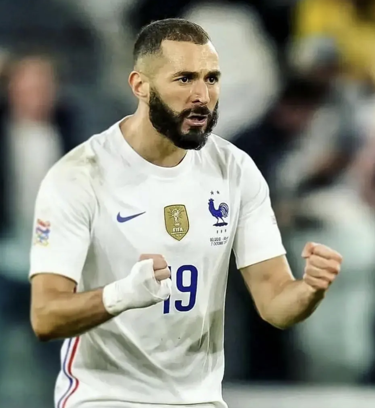 乐鱼体育app-关于阿根廷轻取秘鲁,本泽马惊艳世界的信息