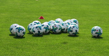 乐鱼体育app-曼城横扫皇马，恩昆库制霸全场，足球世界的风云再起