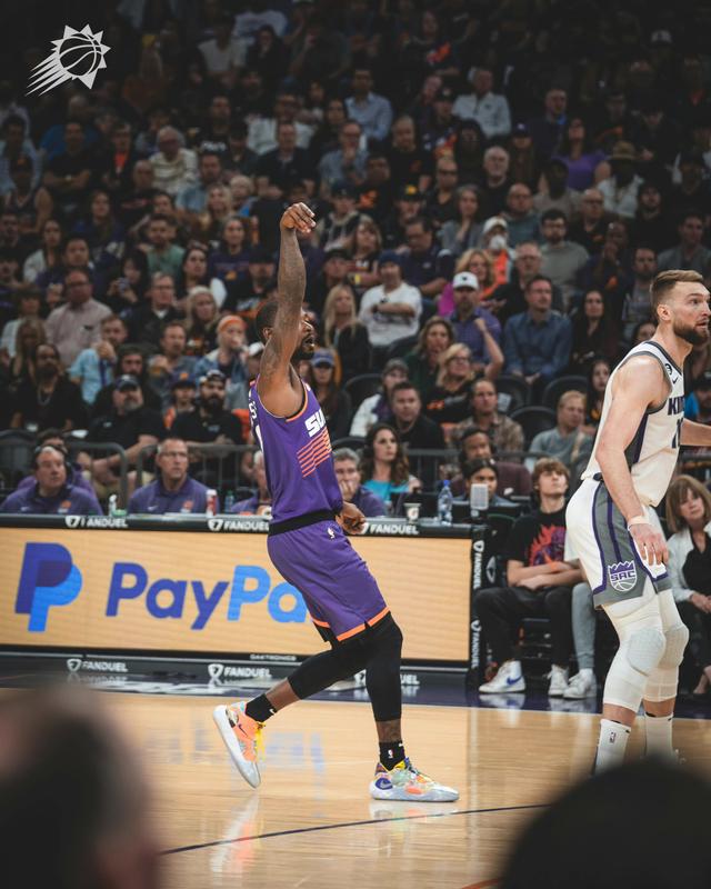 乐鱼-新疆队鏖战上海队,保罗统治全场的简单介绍